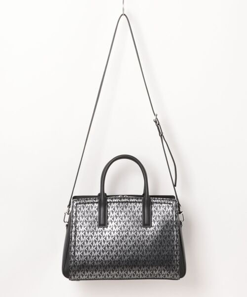 MICHAEL KORS（マイケルコース）の「LAILA メタリック サッチェル ミディアム - MKシグネチャー（ハンドバッグ・レディース・ブラック・FREE）」の6枚目の写真