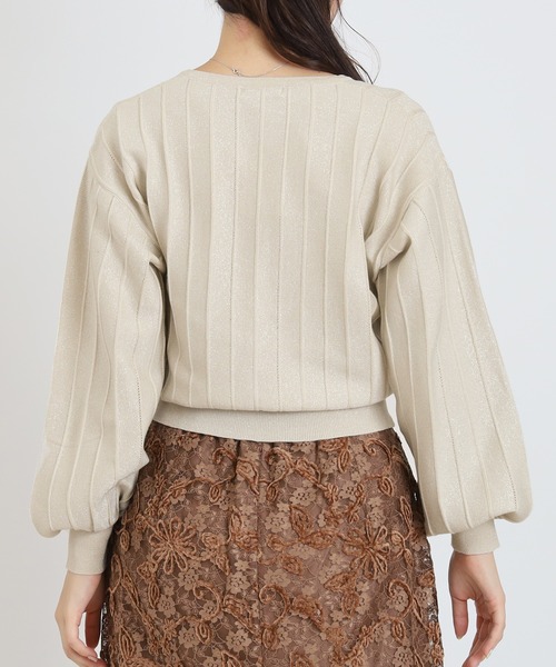 TRUDEA（トルディア）の「地柄ストライプラメニット（ニット/セーター・レディース・グレイッシュブルー/ベージュ/ホワイト/ライトグレー・MEDIUM）」の7枚目の写真