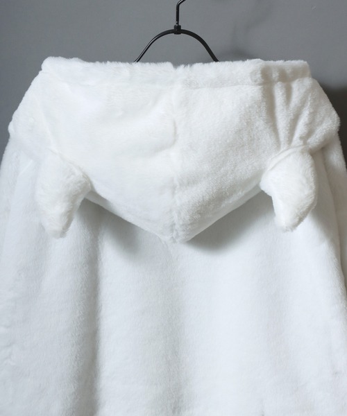 SITRY(シトリー)の「Darkness Design Fur Zip Hoodie with Devil's Horn/トライバルロゴ 角付きフード オーバーサイズ フルジップパーカー ファーブルゾン ファージャケット(ブルゾン・メンズ・ホワイト/ブラック・FREE)」の10枚目の写真