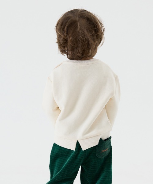 moimoln（モイモルン）の「キャット裏毛長袖トップス（スウェット・キッズ・クリーム/ブルー・90cm/100cm/110cm/120cm）」の4枚目の写真