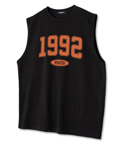 UNDEROFF(アンダーオフ)の「オーバーサイズクルーネックスリーブレス1992袖なしTシャツホワイトレッド(Tシャツ/カットソー・メンズ・ホワイト・MEDIUM/LARGE/X-LARGE)」の2枚目の写真