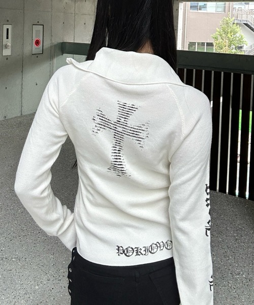 KsG（ケーエスジー）の「マルチレタリングクロスジップニット（Tシャツ/カットソー・レディース・ホワイト/ブラック・SMALL/MEDIUM/LARGE）」の4枚目の写真