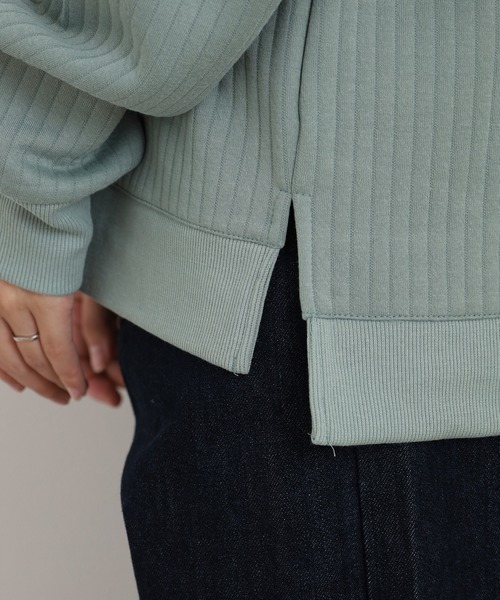 OMNES（オムネス）の「ラインキルトプルオーバー長袖（スウェット・レディース・アイボリー/ライトカーキ・FREE）」の16枚目の写真