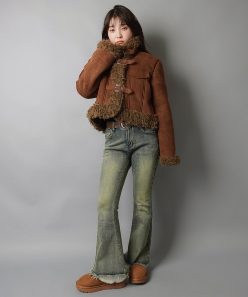 SPINNS（スピンズ）の「首まであったか☆高見えフェイクムートンジャケット/3ベルト（ムートンコート・レディース・ブラウン/ダークブラウン・ONESIZE）」の8枚目の写真