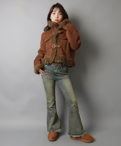 SPINNS（スピンズ）の「首まであったか☆高見えフェイクムートンジャケット/3ベルト（ムートンコート・レディース・ブラウン/ダークブラウン・ONESIZE）」の10枚目の写真