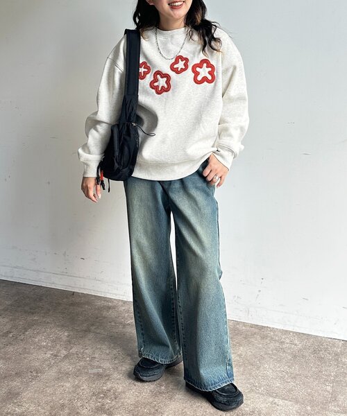CPCM(シーピーシーエム)の「裏起毛お花アップリケスウェット(Tシャツ/カットソー・レディース・チャコールグレー/ネイビー/ホワイト系その他・FREE)」の13枚目の写真