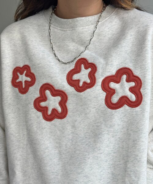 CPCM(シーピーシーエム)の「裏起毛お花アップリケスウェット(Tシャツ/カットソー・レディース・チャコールグレー/ネイビー/ホワイト系その他・FREE)」の15枚目の写真
