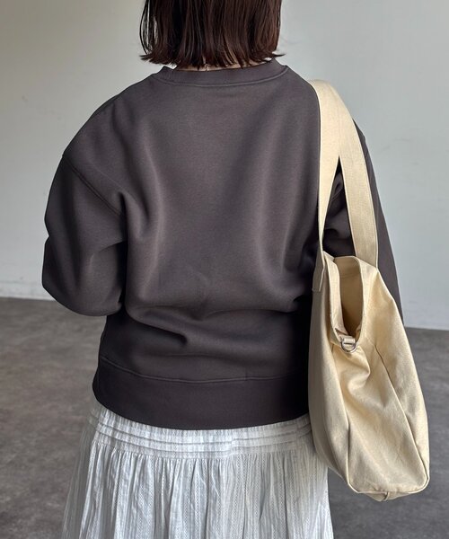 CPCM(シーピーシーエム)の「裏起毛お花アップリケスウェット(Tシャツ/カットソー・レディース・チャコールグレー/ネイビー/ホワイト系その他・FREE)」の20枚目の写真