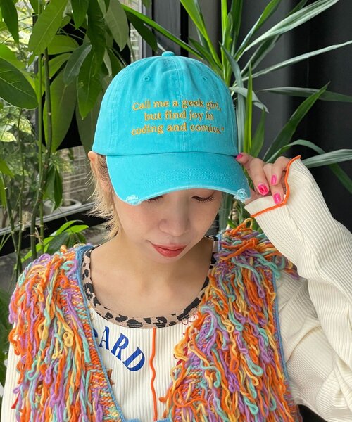 HELLO.SANFRANCISCO（ハローサンフランシスコ）の「【HELLO.SANFRANCISCO/ハローサンフランシスコ】メッセージロゴ刺繡リボンキャップ（キャップ・レディース・レッド/ピンク/ブルー/アイボリー・ONE SIZE）」の3枚目の写真