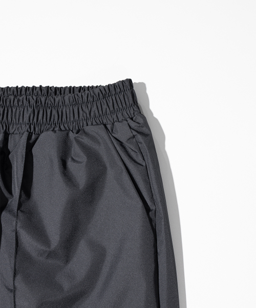 MASSNOUN(マスノウン)の「3レイヤースリットジッパーパンツ MFTTP001-DG(その他パンツ・レディース・その他・LARGE/MEDIUM)」の3枚目の写真