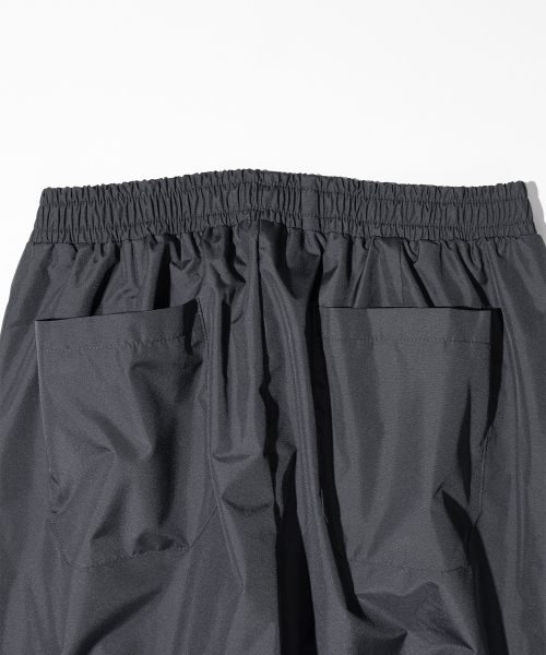 MASSNOUN(マスノウン)の「3レイヤースリットジッパーパンツ MFTTP001-DG(その他パンツ・レディース・その他・LARGE/MEDIUM)」の9枚目の写真