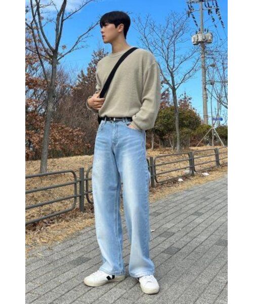 DECET(デケト)の「Mid Rise Wide Jeans DCPT027LightBlueCenter(デニムパンツ・レディース・その他・34/32/30/26/28)」の3枚目の写真