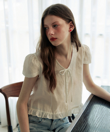 ADAUL（アダウル）の「Puff button ribbon half sleeve blouse - white（シャツ/ブラウス）」