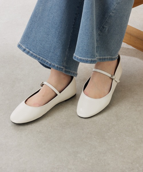 COLLAGE GALLARDAGALANTE（コラージュガリャルダガランテ）の「PAPILLONNER/メリージェーン（パンプス・レディース・ブラック/ホワイト・M/L/S）」の2枚目の写真