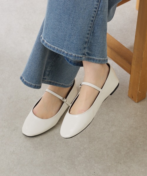 COLLAGE GALLARDAGALANTE（コラージュガリャルダガランテ）の「PAPILLONNER/メリージェーン（パンプス・レディース・ブラック/ホワイト・M/L/S）」の3枚目の写真