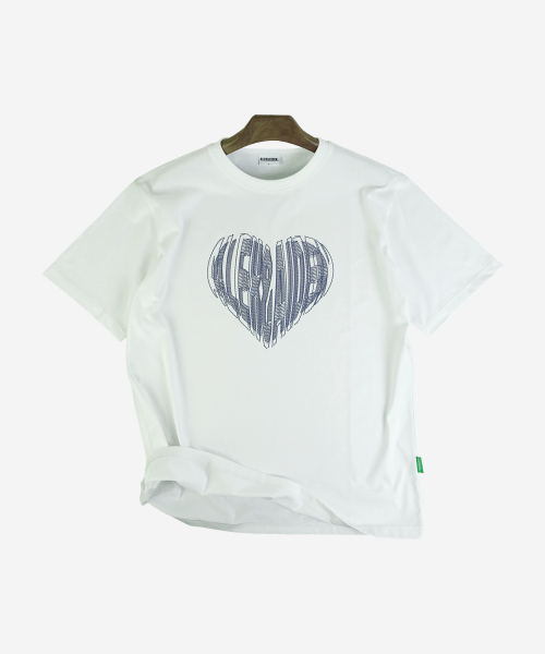 ALEXNAIDEN(アレックスエンエイデン)の「ループハート半袖Tシャツ(ホワイト)(Tシャツ/カットソー・レディース・ホワイト・MEDIUM/LARGE/X-LARGE)」の1枚目の写真