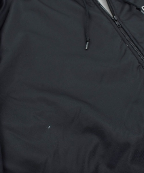 NIKE（ナイキ）の「【USED】Y2K NIKE リバーシブル ナイロン トラックジャケット（ナイロンジャケット・メンズ・ブラック・LARGE）」の3枚目の写真