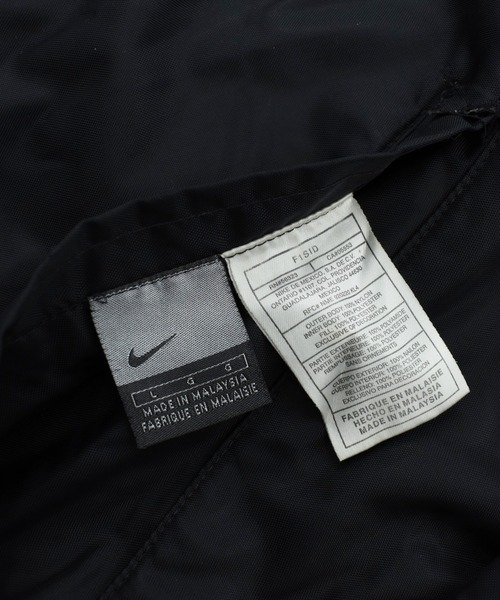 NIKE（ナイキ）の「【USED】Y2K NIKE リバーシブル ナイロン トラックジャケット（ナイロンジャケット・メンズ・ブラック・LARGE）」の8枚目の写真