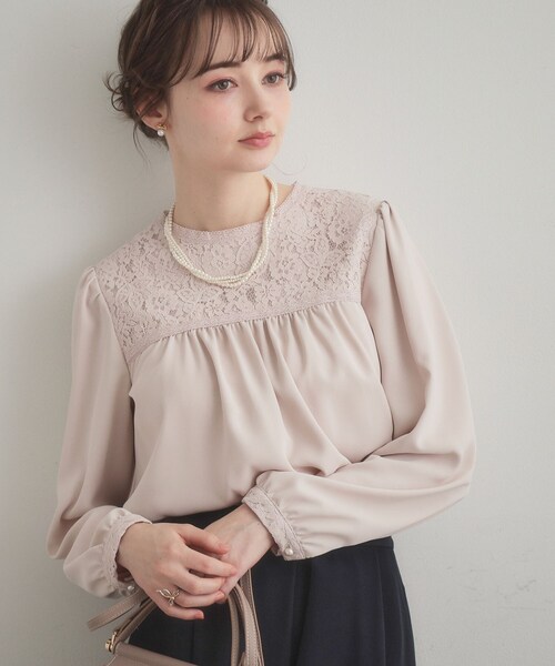 couture brooch（クチュールブローチ）の「【ハレの日・通勤】レースドッキング ブラウス（シャツ/ブラウス・レディース・ピンク/ネイビー/アイボリー・38/36/42/40）」の18枚目の写真