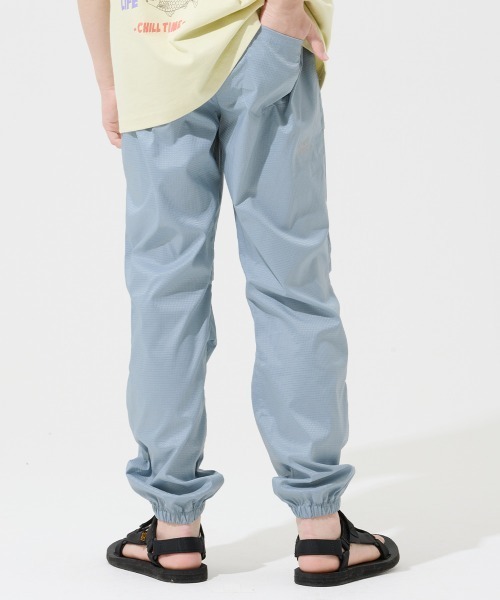 KRIFF MAYER Kid's Collection（クリフメイヤーキッズコレクション）の「【撥水・軽量・通気性】さらさらエアージョガー（その他パンツ・キッズ・ベージュ/ブラック/オリーブ/サックスブルー・120/130/140/150/160/170）」の11枚目の写真