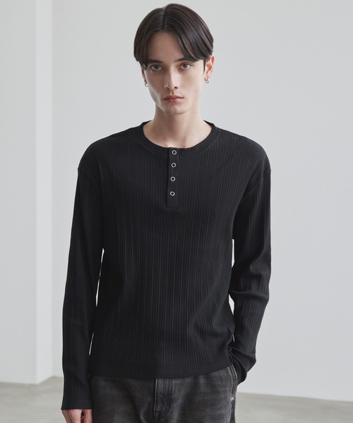 LUENNA（ルエナ）の「【LUENNA】Panel Rib Henley Neck Long Sleeve T-Shirt / パネルリブ ヘンリーネック ロンT（Tシャツ/カットソー・メンズ・ブラック/グレー・S/L/M）」の3枚目の写真