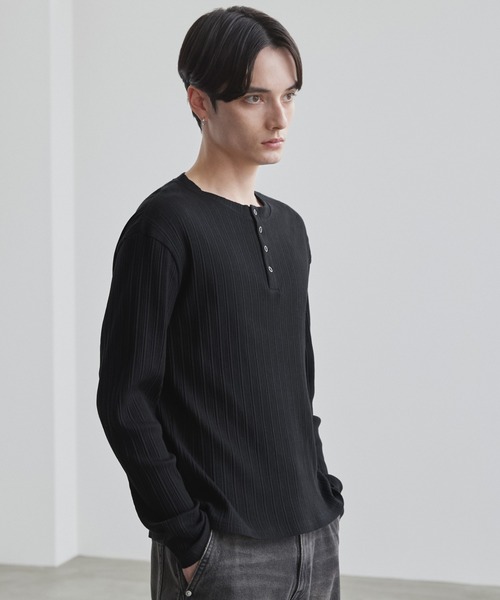 LUENNA（ルエナ）の「【LUENNA】Panel Rib Henley Neck Long Sleeve T-Shirt / パネルリブ ヘンリーネック ロンT（Tシャツ/カットソー・メンズ・ブラック/グレー・S/L/M）」の5枚目の写真