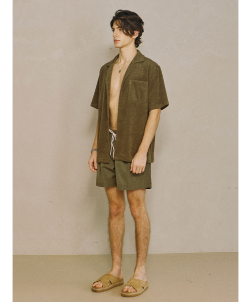 PADO SEOUL（パドソウル）の「テリーオープンカラーシャツカーキ（シャツ/ブラウス・メンズ・その他・LARGE/X-LARGE）」の2枚目の写真