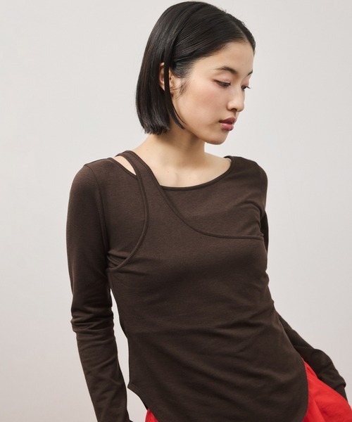 ADAM ET ROPE'（アダムエロペ）の「ワンショルダートップス（Tシャツ/カットソー・レディース・レッド系その他2/オフホワイト/ダークブラウン・FREE）」の18枚目の写真