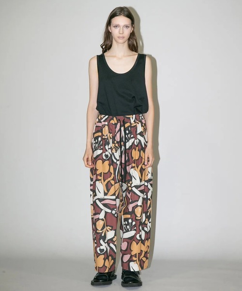 my beautiful landlet（マイビューティフルランドレット）の「【my beautiful landlet】FLORAL PIGMENT PRINT WIDE EASY PANTS（その他パンツ・メンズ・マスタード/ピンク/グリーン/ブルー/ベージュ・1/2/0）」の10枚目の写真