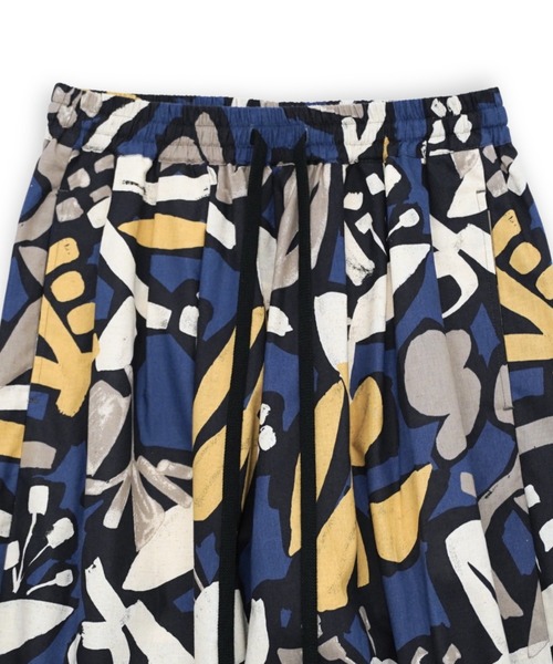 my beautiful landlet（マイビューティフルランドレット）の「【my beautiful landlet】FLORAL PIGMENT PRINT WIDE EASY PANTS（その他パンツ・メンズ・マスタード/ピンク/グリーン/ブルー/ベージュ・1/2/0）」の15枚目の写真