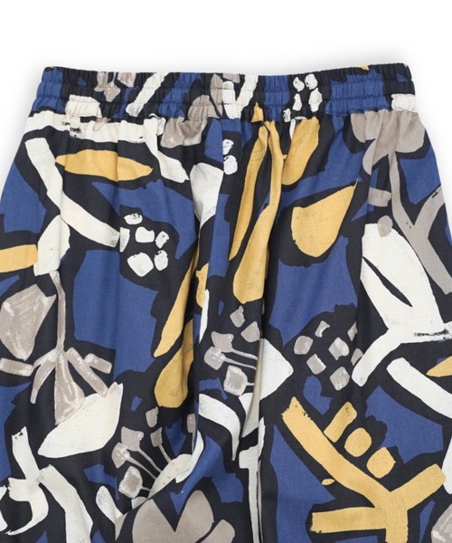 my beautiful landlet（マイビューティフルランドレット）の「【my beautiful landlet】FLORAL PIGMENT PRINT WIDE EASY PANTS（その他パンツ・メンズ・マスタード/ピンク/グリーン/ブルー/ベージュ・1/2/0）」の19枚目の写真
