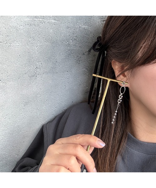 tone(トーン)の「【musk】二種のシルバーカラーチェーンのピアス(MA)(ピアス(両耳用)・レディース・シルバー・FREE)」の6枚目の写真
