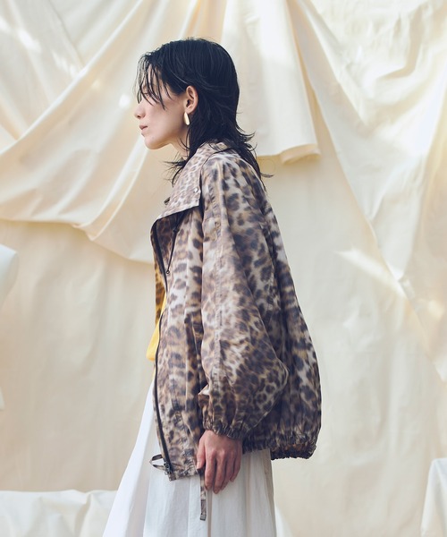 allureville(アルアバイル)の「レオパプリントスタンドカラーブルゾン(ブルゾン・レディース・ブラウン・2)」の19枚目の写真