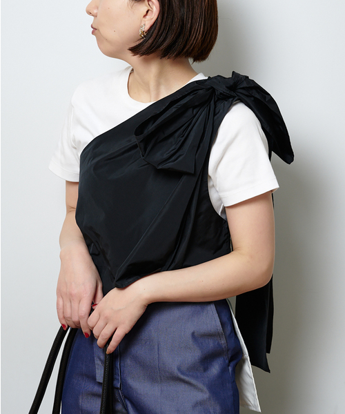Bonum（ボナム）の「ONE SHOULDER TAFFETA ブラウス（シャツ/ブラウス・レディース・ブラック・FREE）」の17枚目の写真