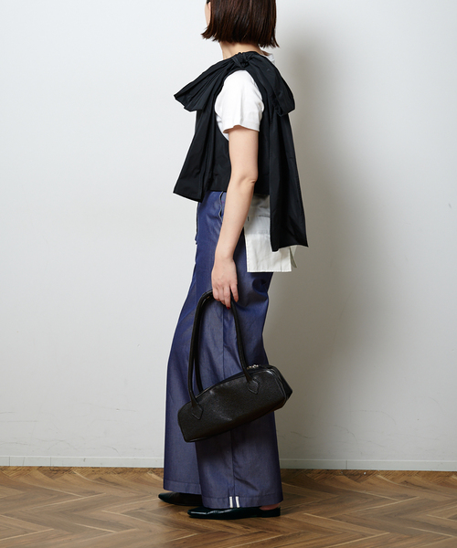 Bonum（ボナム）の「ONE SHOULDER TAFFETA ブラウス（シャツ/ブラウス・レディース・ブラック・FREE）」の19枚目の写真