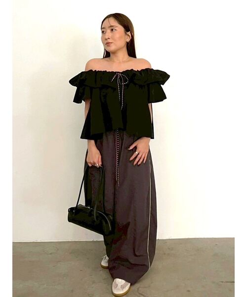 LAGUNAMOON(ラグナムーン)の「【FILA別注】エアリーナイロンバナナパンツ 【夏服】(その他パンツ・レディース・ベージュ/チャコールグレー・MEDIUM/SMALL)」の20枚目の写真
