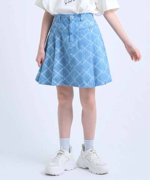 pom ponette junior(ポンポネットジュニア)の「デニムスカート(インナーパンツ付き)(スカート・キッズ・ブラック/ホワイト/ネイビー/ブルー・LL/L/M/S/SS)」の4枚目の写真