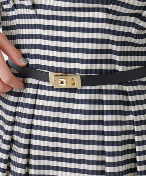 NANO universe（ナノユニバース）の「ターンロックレザーベルト（ベルト・レディース・ブラック/ベージュ・FREE）」の2枚目の写真