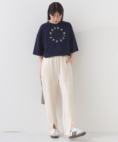 OMNES(オムネス)の「ソフトポンチフロントスリットパンツ 花粉リリース付(その他パンツ・レディース・ブラック/ベージュ・FREE)」の11枚目の写真