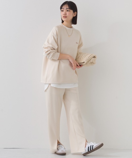 OMNES(オムネス)の「ソフトポンチフロントスリットパンツ 花粉リリース付(その他パンツ・レディース・ブラック/ベージュ・FREE)」の3枚目の写真