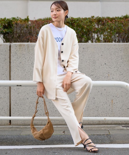 OMNES(オムネス)の「ソフトポンチフロントスリットパンツ 花粉リリース付(その他パンツ・レディース・ブラック/ベージュ・FREE)」の4枚目の写真