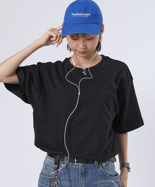 FFEIN(フェイン)の「【8色展開/2枚セット】リブ幅で選ぶ2スタイルパック短丈TEE 綿100%コーマ糸(Tシャツ/カットソー・メンズ・ブラック/アッシュグレー/レモンイエロー/ダークグリーン/ネイビー/ロイヤルブルー/ホワイト/レッド・SMALL/MEDIUM/LARGE)」の9枚目の写真