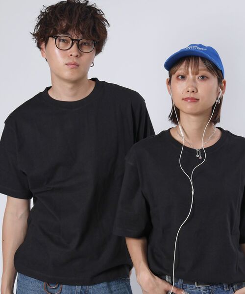 FFEIN(フェイン)の「【8色展開/2枚セット】リブ幅で選ぶ2スタイルパック短丈TEE 綿100%コーマ糸(Tシャツ/カットソー・メンズ・ブラック/アッシュグレー/レモンイエロー/ダークグリーン/ネイビー/ロイヤルブルー/ホワイト/レッド・SMALL/MEDIUM/LARGE)」の11枚目の写真