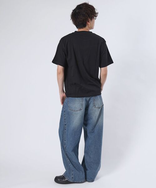FFEIN(フェイン)の「【8色展開/2枚セット】リブ幅で選ぶ2スタイルパック短丈TEE 綿100%コーマ糸(Tシャツ/カットソー・メンズ・ブラック/アッシュグレー/レモンイエロー/ダークグリーン/ネイビー/ロイヤルブルー/ホワイト/レッド・SMALL/MEDIUM/LARGE)」の14枚目の写真