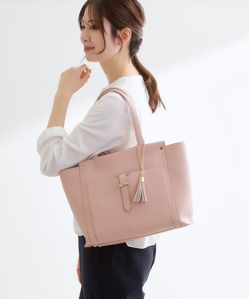 Reflect（リフレクト）の「【たっぷり収納！／通勤におすすめ】’26春夏毎日バッグ（トートバッグ・レディース・ナチュラル/ブラック/ピンク・00）」の8枚目の写真