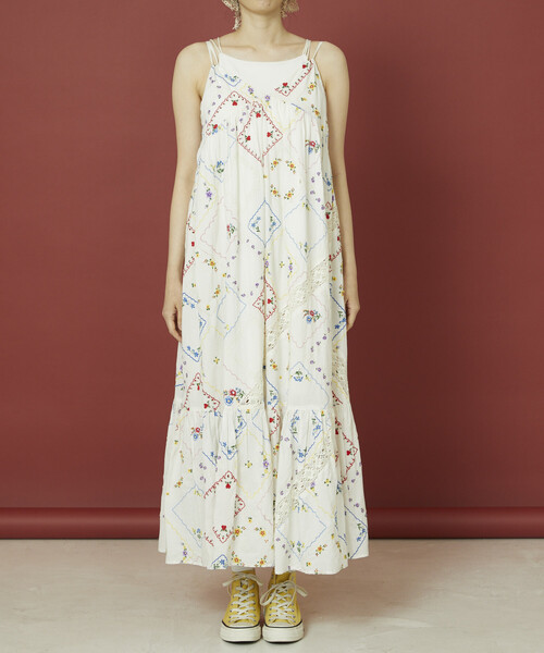 Freada（フリーダ）の「Freada/フリーダ フラワーハンカチ刺繍キャミドレス（ワンピース・レディース・ホワイト/ブラック・ONE SIZE）」の16枚目の写真