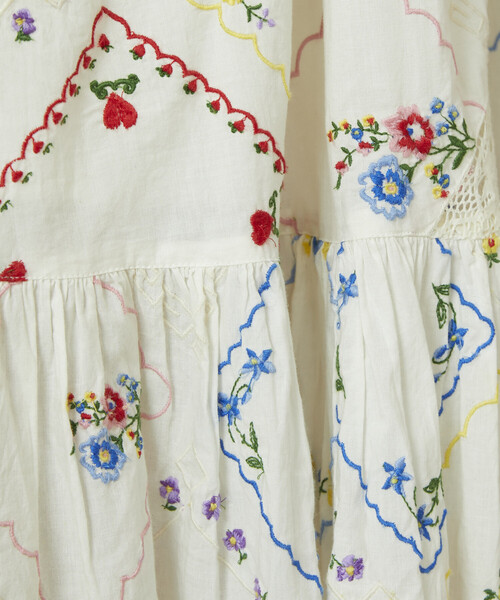 Freada/フリーダ フラワーハンカチ刺繍キャミドレス（ワンピース