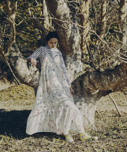 Freada/フリーダ フラワーハンカチ刺繍キャミドレス（ワンピース