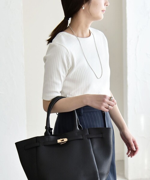 quaranciel（カランシエル）の「quaranciel:〈洗濯機可能〉テレコ リブ クルー ヘンリー 2way ハーフスリーブ TEE（Tシャツ/カットソー・レディース・ライトグリーン/ブラウン/ホワイト/チャコールグレー・40/38）」の12枚目の写真
