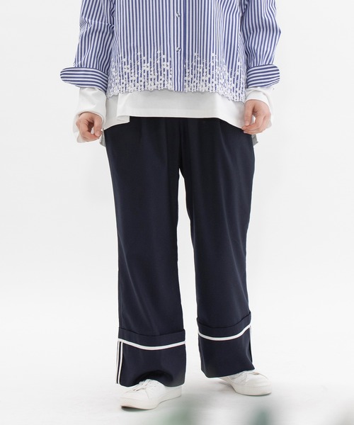 nop de nod(ノップドゥノッド)の「TRサージロールアップパイピングパンツ(その他パンツ・レディース・ダークグレー/ブラック/ネイビー・3)」の3枚目の写真